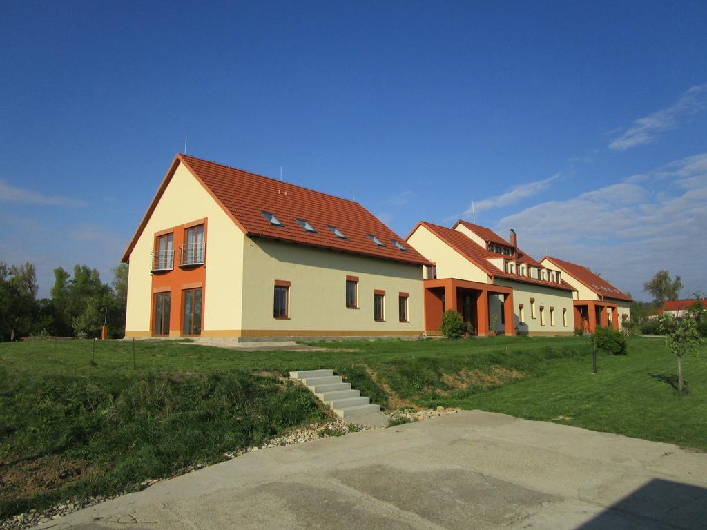 Penzion Alma Znojmo Exterior foto
